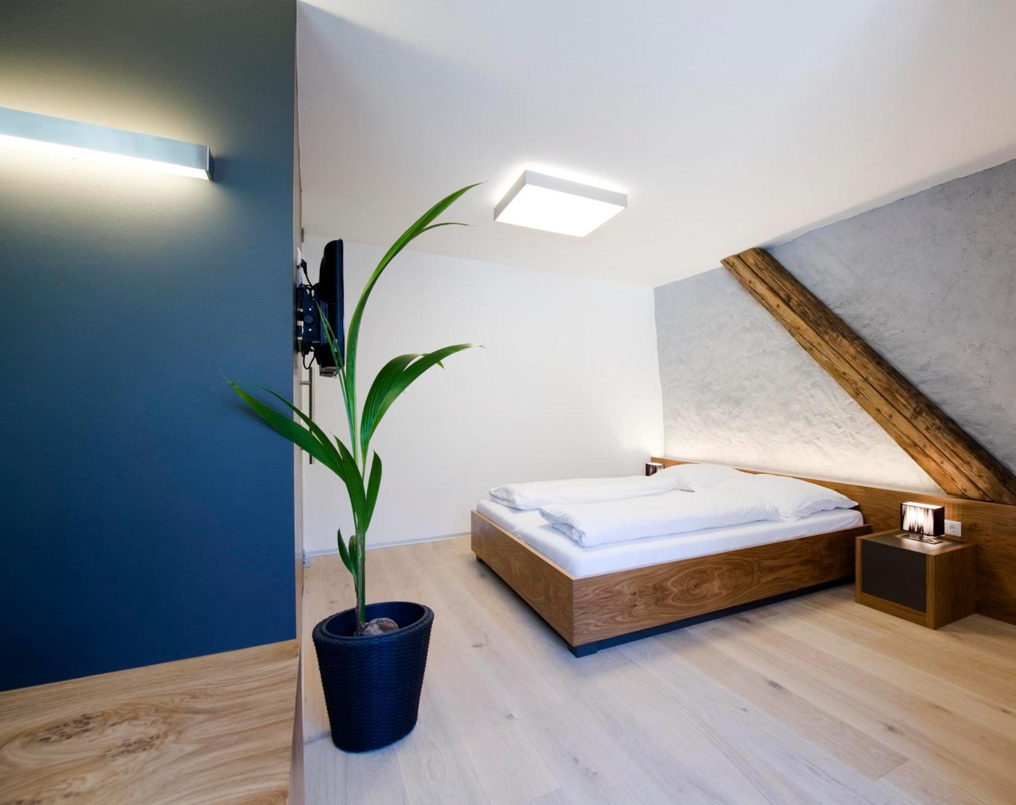 Appartement-Hotel Gh Zum Goldenen Schiff إنس المظهر الخارجي الصورة