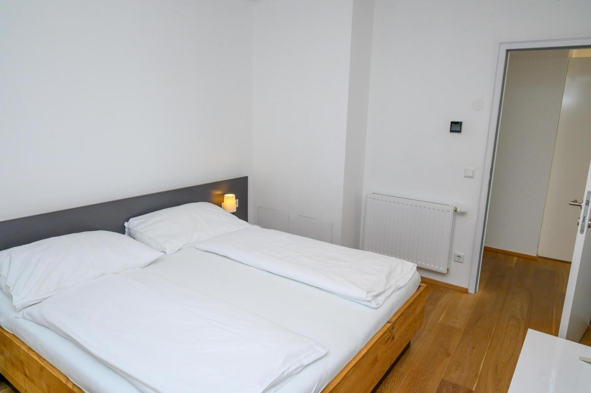 Appartement-Hotel Gh Zum Goldenen Schiff إنس المظهر الخارجي الصورة